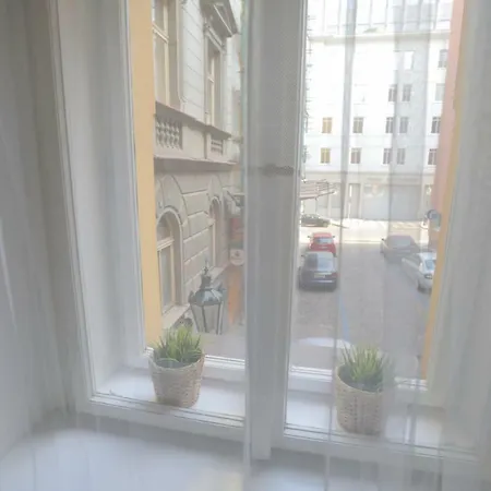 Appartamento Rosa By Rentego 10 Min Walk From Old Town Square