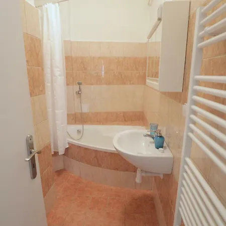 Rosa By Rentego 10 Min Walk From Old Town Square Appartamento Praga